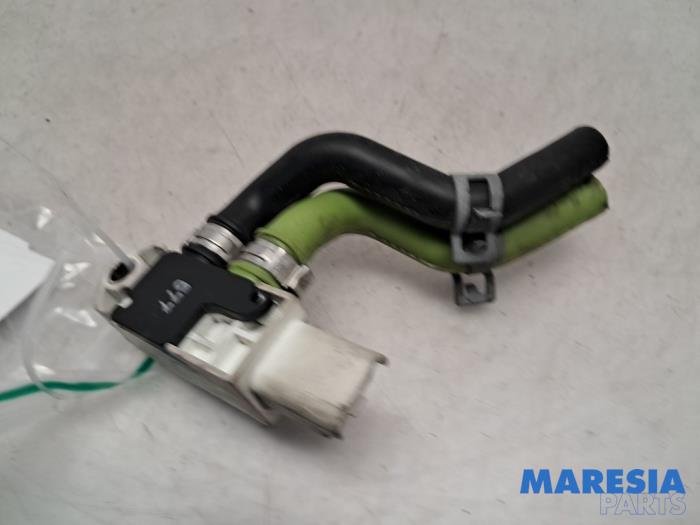 Used Particulate filter sensor Renault Trafic (1FL/2FL/3FL/4FL) 2.0 dCi 16V 120 Price € 22,98 Inclusive VAT offered by Maresia Parts