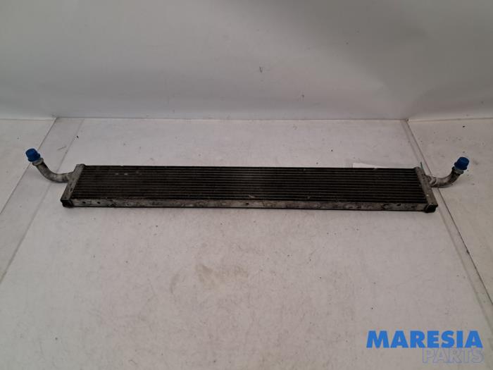 Usagé Radiateur Renault Trafic (1FL/2FL/3FL/4FL) 2.0 dCi 16V 120 Prix € 163,35 Prix TTC proposé par Maresia Parts