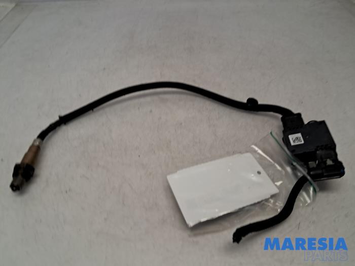 Begagnade NOx-sensor Opel Combo Cargo 1.5 CDTI 100 Pris € 78,65 Inklusive moms erbjuds av Maresia Parts