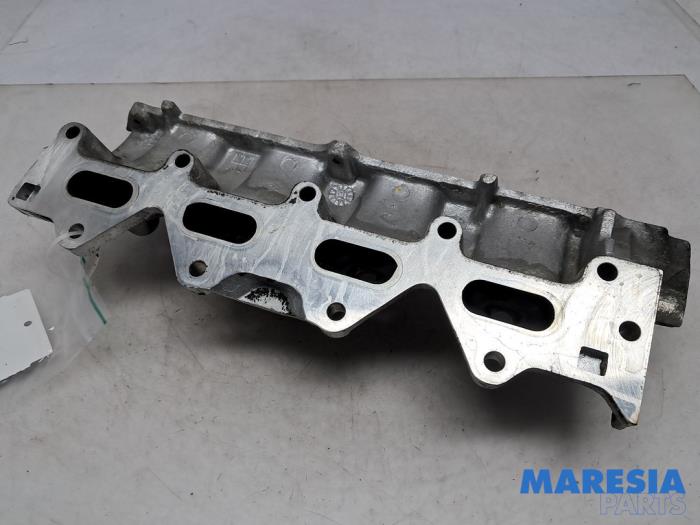 Gebrauchte Ansaugbrugge Renault Kangoo/Grand Kangoo (KW) 1.6 16V Hi-Flex Preis € 75,00 Margenregelung angeboten von Maresia Parts