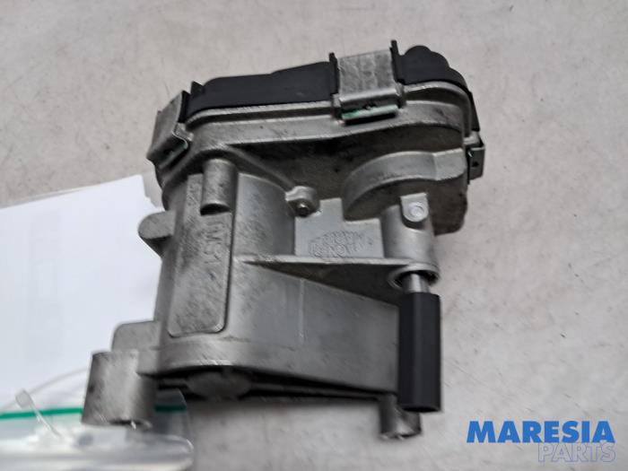 Begagnade Vortexventilmotor Alfa Romeo GT (937) 1.9 JTD 16V Multijet Pris € 59,99 Marginaltabell erbjuds av Maresia Parts
