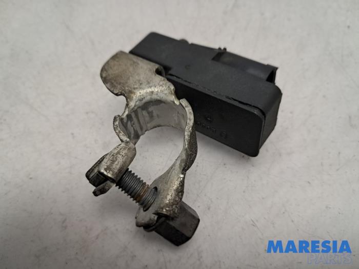 Usados Sensor de batería Opel Combo Cargo 1.5 CDTI 100 Precio € 42,35 IVA incluido ofrecido por Maresia Parts