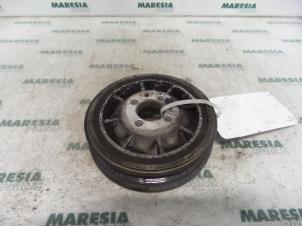 Used Crankshaft pulley Alfa Romeo 147 (937) 1.6 HP Twin Spark 16V Price € 40,00 Margin scheme offered by Maresia Parts