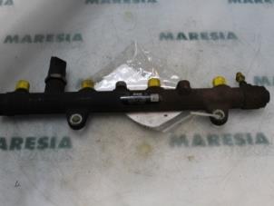 Used Fuel injector nozzle Renault Trafic New (FL) 1.9 dCi 100 16V Price € 60,50 Inclusive VAT offered by Maresia Parts