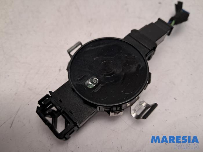Begagnade Regnsensor Alfa Romeo Giulia (952) 2.0 T 16V Pris € 19,90 Marginaltabell erbjuds av Maresia Parts
