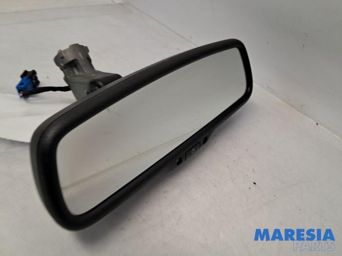 Używane Lusterko wewnetrzne Alfa Romeo Giulia (952) 2.0 T 16V Cena € 49,95 Procedura marży oferowane przez Maresia Parts