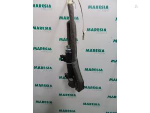 Used Roof curtain airbag, left Renault Laguna II Grandtour (KG) 2.0 16V Price € 25,00 Margin scheme offered by Maresia Parts