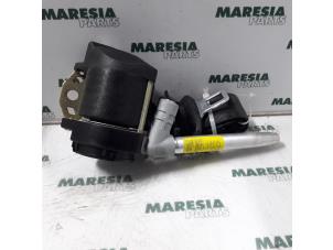 Used Front seatbelt, right Alfa Romeo 166 2.0 Twin Spark 16V Price € 50,00 Margin scheme offered by Maresia Parts