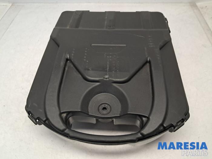 Gebrauchte Wagenheber- Set Opel Vivaro 1.6 CDTi BiTurbo 125 Preis € 60,50 Mit Mehrwertsteuer angeboten von Maresia Parts
