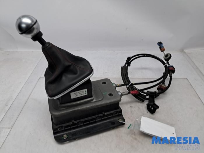 Begagnade Växelspak Alfa Romeo Giulietta (940) 1.75 TBI 16V QV Pris € 50,00 Marginaltabell erbjuds av Maresia Parts