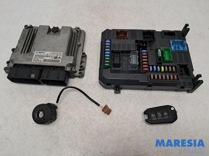Engine management computers with part number 9806460480 stock