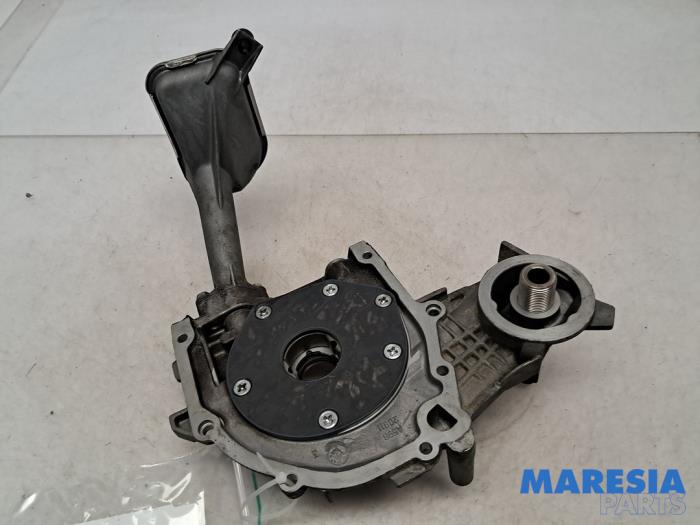 Gebrauchte Ölpumpe Alfa Romeo Giulietta (940) 1.4 TB 16V MultiAir Preis € 75,00 Margenregelung angeboten von Maresia Parts