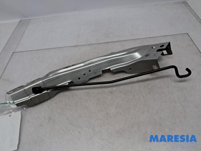 Begagnade Front Toyota ProAce (MDX) 2.0 D4-D Pris € 60,50 Inklusive moms erbjuds av Maresia Parts