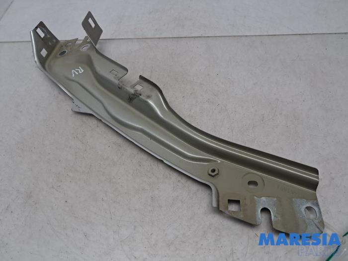 Begagnade Front Toyota ProAce (MDX) 2.0 D4-D Pris € 60,50 Inklusive moms erbjuds av Maresia Parts