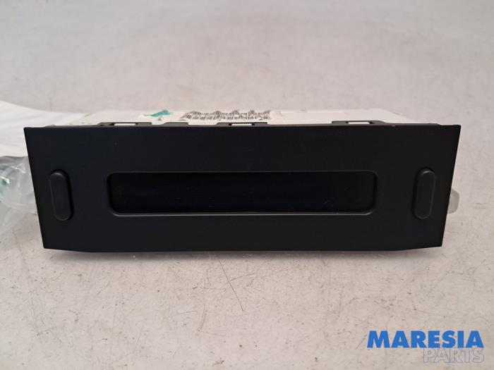 Used Interior display Peugeot 206+ (2L/M) 1.4 XS Price € 24,99 Margin scheme offered by Maresia Parts
