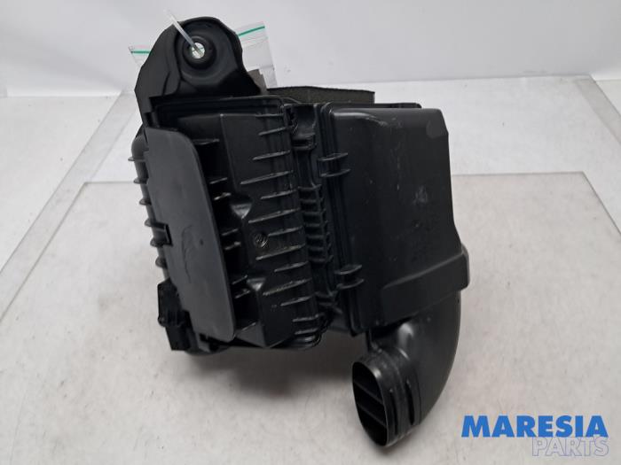 Gebrauchte Luftfiltergehäuse Renault Talisman Estate (RFDK) 1.6 Energy TCe 150 Preis € 35,00 Margenregelung angeboten von Maresia Parts