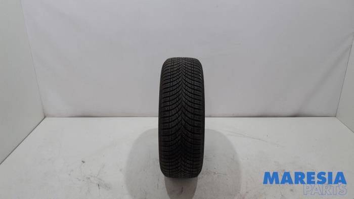Begagnade Däck Citroen Berlingo Cinqspace, Multispace 1.6 VTi 95 16V Pris € 29,99 Marginaltabell erbjuds av Maresia Parts