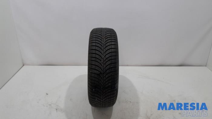 Begagnade Däck Citroen Berlingo Cinqspace, Multispace 1.6 VTi 95 16V Pris € 29,99 Marginaltabell erbjuds av Maresia Parts