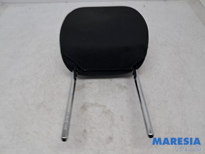 Begagnade Nackstöd Alfa Romeo Giulietta (940) 1.4 TB 16V MultiAir Pris € 75,00 Marginaltabell erbjuds av Maresia Parts