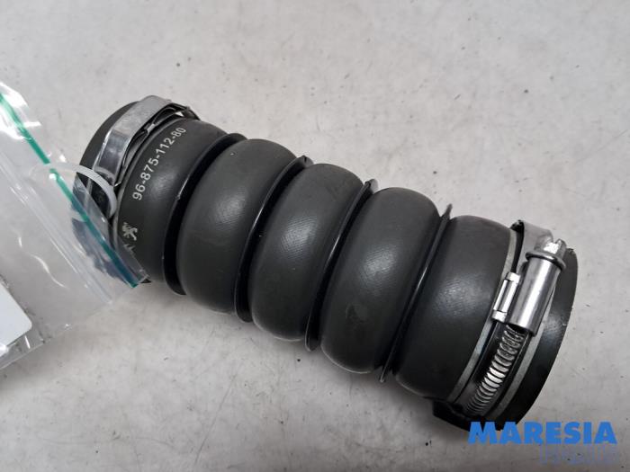 Gebrauchte Intercooler Schlauch Citroen C4 Picasso (UD/UE/UF) 1.6 16V THP Sensodrive Preis € 30,00 Margenregelung angeboten von Maresia Parts