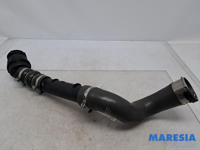 Gebrauchte Intercooler Schlauch Renault Clio IV Estate/Grandtour (7R) 1.5 Energy dCi 90 FAP Preis € 75,00 Margenregelung angeboten von Maresia Parts