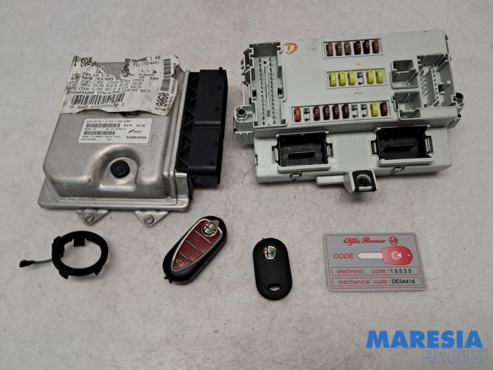 Used Engine management computer Alfa Romeo Giulietta (940) 1.4 TB 16V MultiAir Price € 375,00 Margin scheme offered by Maresia Parts