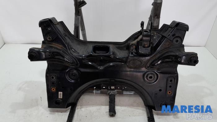 Begagnade Underram Peugeot Expert (V1/VA/VB/VE/VF/VT/VY) 2.0 Blue HDi 120 16V Pris € 181,49 Inklusive moms erbjuds av Maresia Parts