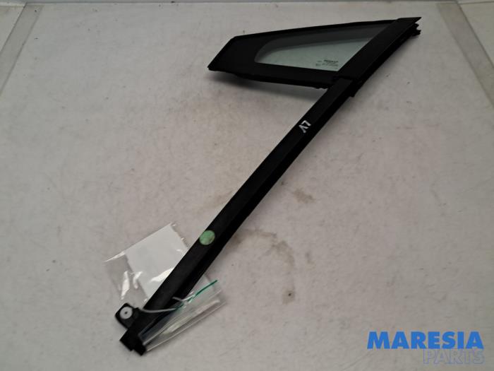 Usados Ventanilla triangular izquierda delante Renault Clio IV Estate/Grandtour (7R) 1.5 Energy dCi 90 FAP Precio € 40,00 Norma de margen ofrecido por Maresia Parts