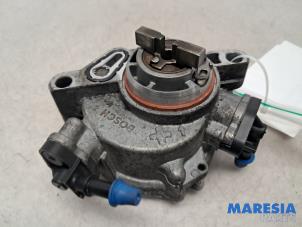 Usagé Pompe à vide (diesel) Peugeot 308 SW (L4/L9/LC/LJ/LR) 1.6 BlueHDi 120 Prix € 35,00 Règlement à la marge proposé par Maresia Parts