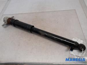 Usados Barra de amortiguador derecha detrás Peugeot 3008 I (0U/HU) 1.6 16V THP 155 Precio € 60,00 Norma de margen ofrecido por Maresia Parts