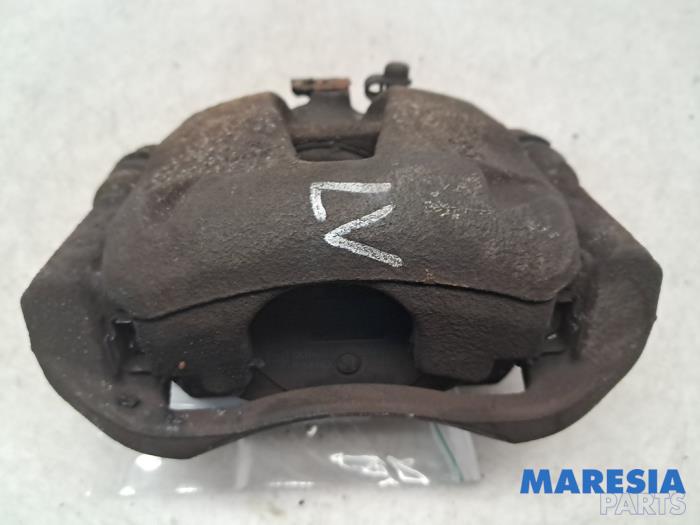 Usagé Etrier de frein avant gauche Fiat Punto Evo (199) 1.4 16V MultiAir Start&Stop Prix € 30,00 Règlement à la marge proposé par Maresia Parts