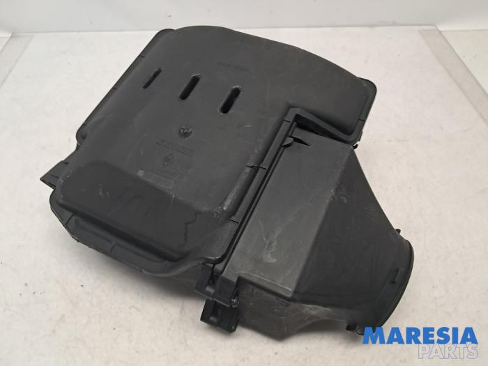Gebrauchte Luftfiltergehäuse Renault Kangoo/Grand Kangoo (KW) 1.6 16V Preis € 25,00 Margenregelung angeboten von Maresia Parts