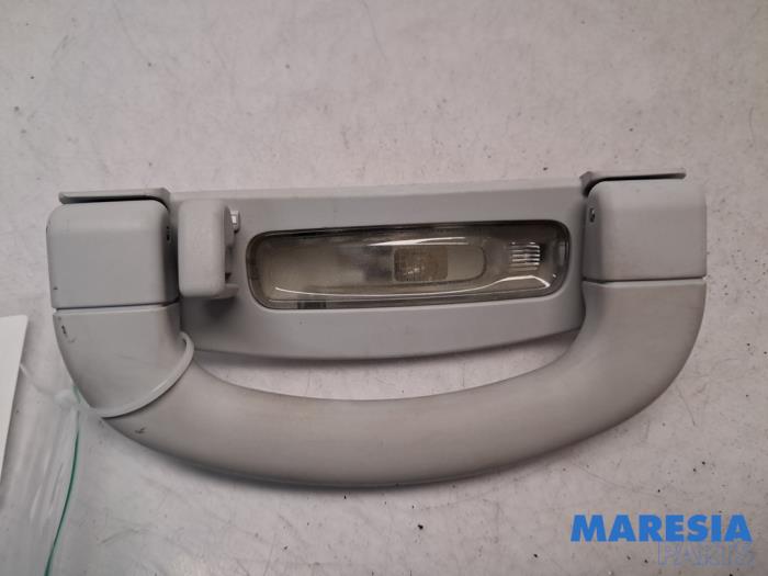 Begagnade Handtag Fiat 500L (199) 1.4 Turbo 16V Pris € 25,00 Marginaltabell erbjuds av Maresia Parts