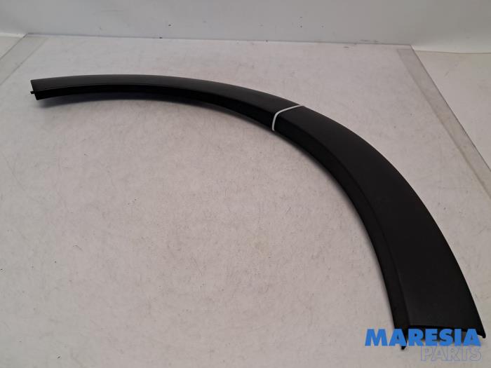 Begagnade Fälg, framhjul Citroen C3 (SX/SW) 1.2 Vti 12V PureTech Pris € 40,00 Marginaltabell erbjuds av Maresia Parts