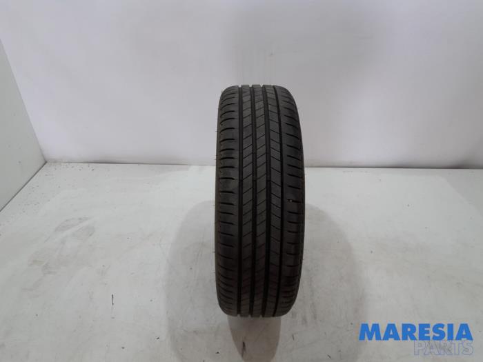 Begagnade Däck Citroen C3 (SX/SW) 1.2 Vti 12V PureTech Pris € 45,00 Marginaltabell erbjuds av Maresia Parts