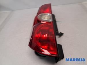 Used Taillight, left Fiat Doblo Cargo (263) 1.6 D Multijet Price € 36,30 Inclusive VAT offered by Maresia Parts