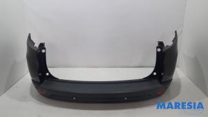 Begagnade Bakre stötfångare Renault Megane III Grandtour (KZ) 1.5 dCi 110 Pris € 210,00 Marginaltabell erbjuds av Maresia Parts