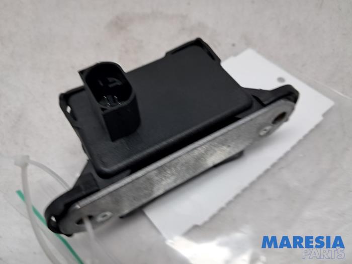 Begagnade ESP-dator Peugeot 207 CC (WB) 1.6 16V THP Pris € 39,99 Marginaltabell erbjuds av Maresia Parts