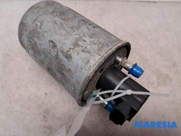 Usagé Filtre carburant Renault Megane III Grandtour (KZ) 1.5 dCi 110 Prix € 50,00 Règlement à la marge proposé par Maresia Parts