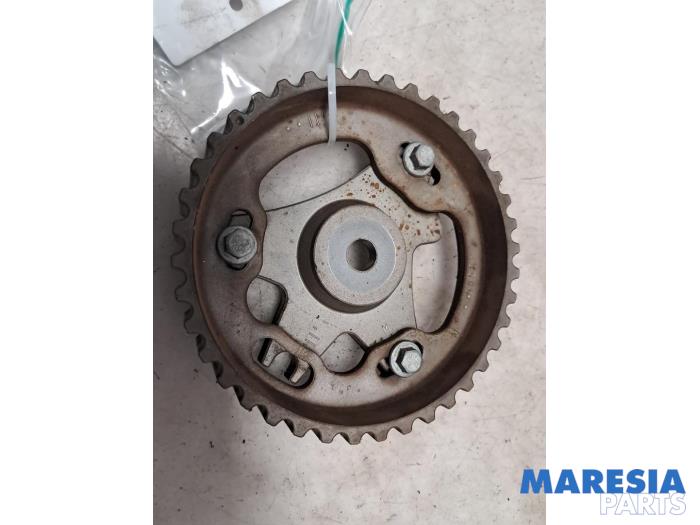 Begagnade Kamaxeldrev Renault Megane III Grandtour (KZ) 1.5 dCi 110 Pris € 24,99 Marginaltabell erbjuds av Maresia Parts