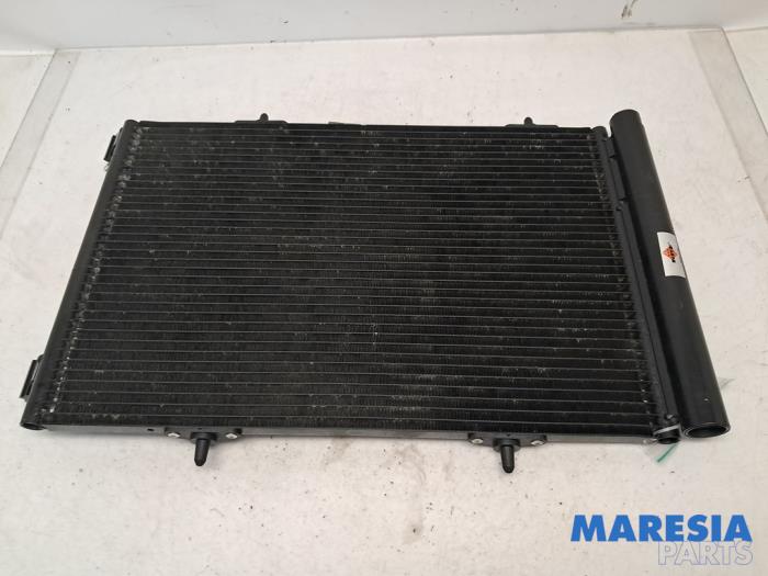 Gebrauchte Klima Kondensor Peugeot 207 CC (WB) 1.6 16V THP Preis € 42,50 Margenregelung angeboten von Maresia Parts