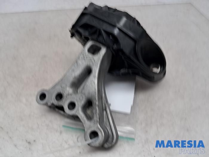 Used Engine mount Citroen C3 (SX/SW) 1.2 Vti 12V PureTech Price € 30,00 Margin scheme offered by Maresia Parts