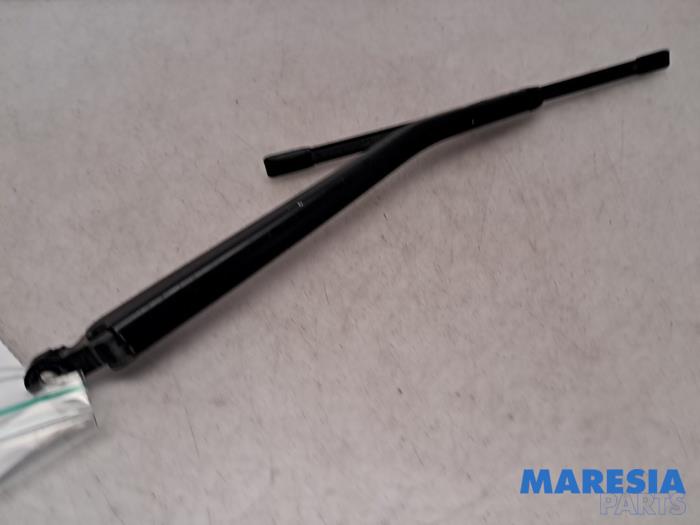 Rear wiper blade arm – 61629449913