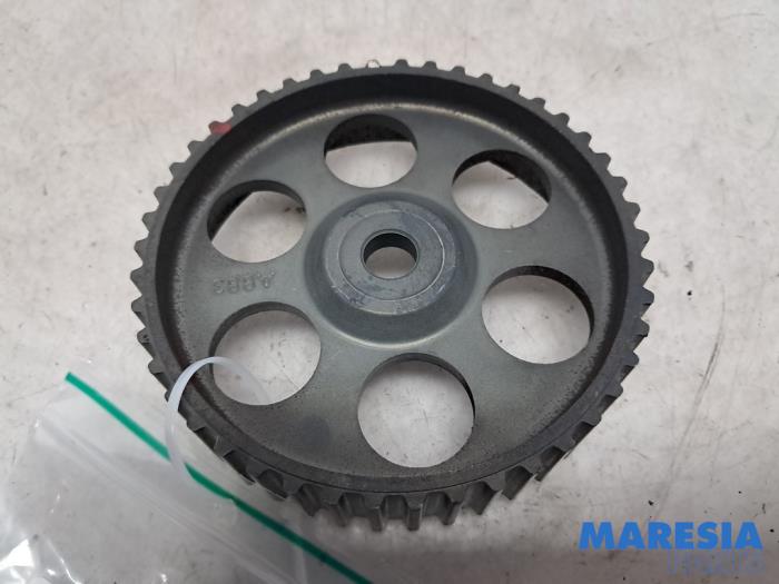 Begagnade Kamaxeldrev Alfa Romeo Giulietta (940) 1.4 TB 16V MultiAir Pris € 30,00 Marginaltabell erbjuds av Maresia Parts