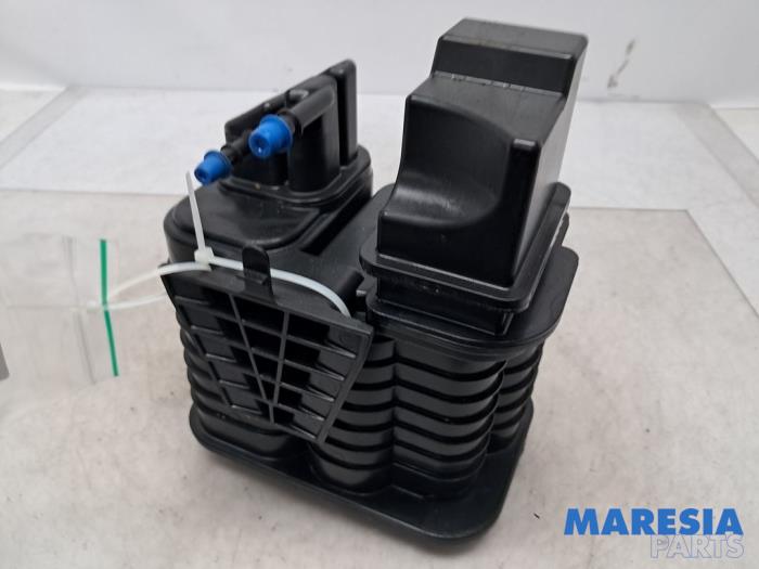 Begagnade Kolfilter Opel Astra K Sports Tourer 1.2 Turbo 12V Pris € 30,00 Marginaltabell erbjuds av Maresia Parts