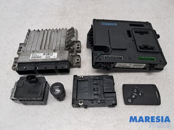 Used Engine management computer Renault Megane III Grandtour (KZ) 1.5 dCi 110 Price € 299,00 Margin scheme offered by Maresia Parts