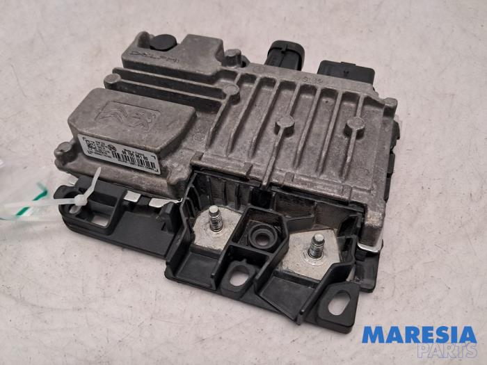 Used Start/Stop computer Peugeot 2008 (CU) 1.2 12V e-THP PureTech 110 Price € 59,99 Margin scheme offered by Maresia Parts