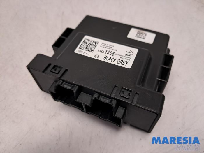Używane Modul gateway Opel Astra K Sports Tourer 1.2 Turbo 12V Cena € 15,00 Procedura marży oferowane przez Maresia Parts