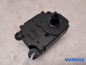 Używane Silnik zaworu nagrzewnicy Opel Astra K Sports Tourer 1.2 Turbo 12V Cena € 20,00 Procedura marży oferowane przez Maresia Parts