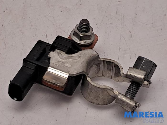 Begagnade Batterisensor Opel Astra K Sports Tourer 1.2 Turbo 12V Pris € 22,50 Marginaltabell erbjuds av Maresia Parts